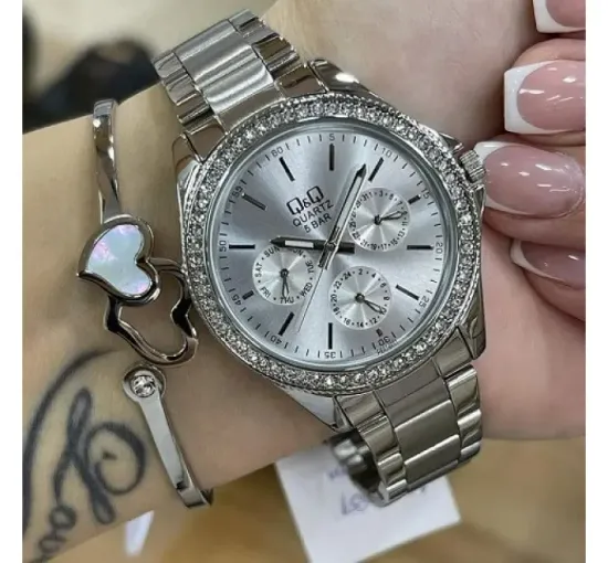 Наручные часы Q&Q CE01J201Y