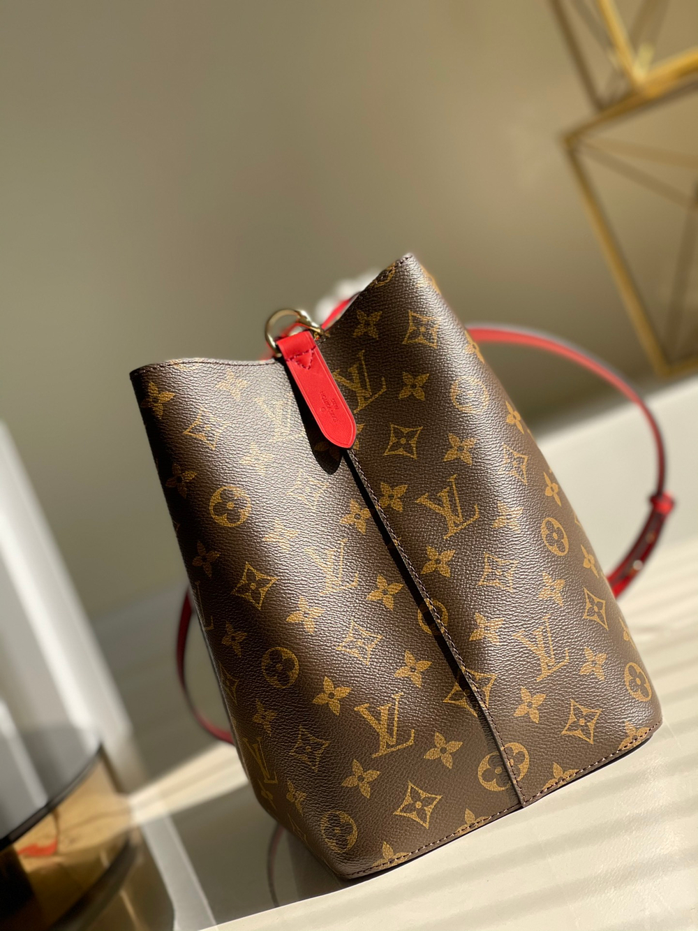 Louis Vuitton NeoNoe MM