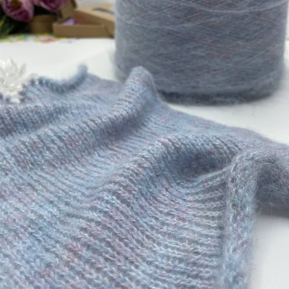 LAGOPOLANE 18% вспушенный меринос 17% полиамид 46% полиакрил 15% нейлон 4% др. волокна