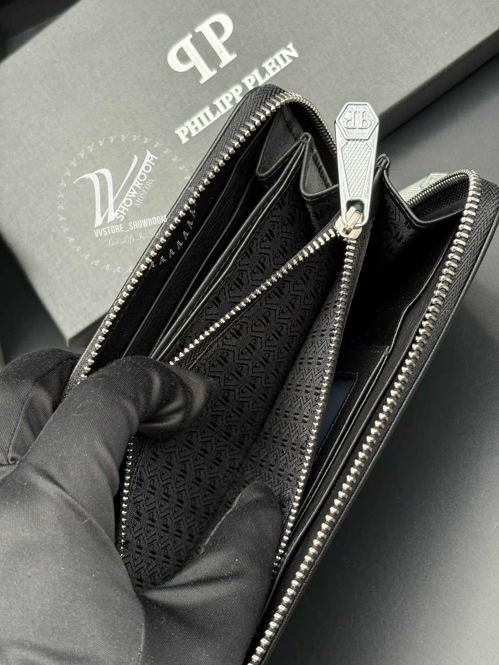 Кошелек на молнии Philipp Plein с фактурным черепом