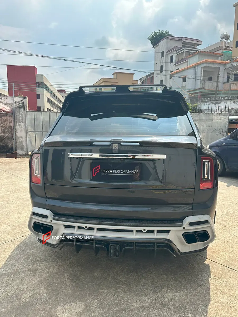 Широкий обвес из карбона для ROLLS-ROYCE CULLINAN СЕРИИ 2 2024+ Ролс Ройс Куллинан