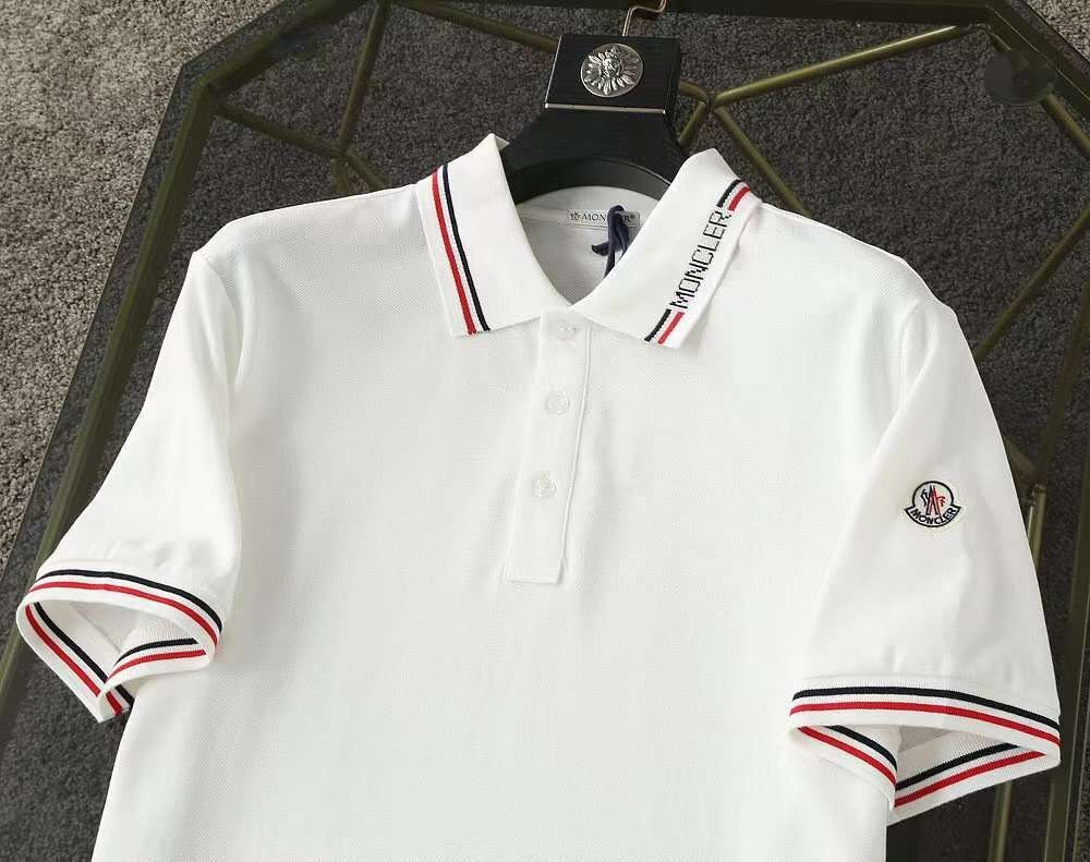 Поло Moncler
