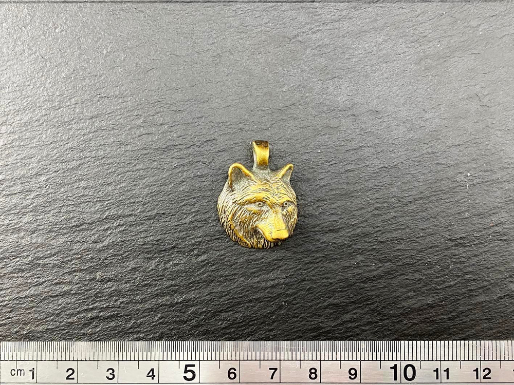 Подвеска. Волк