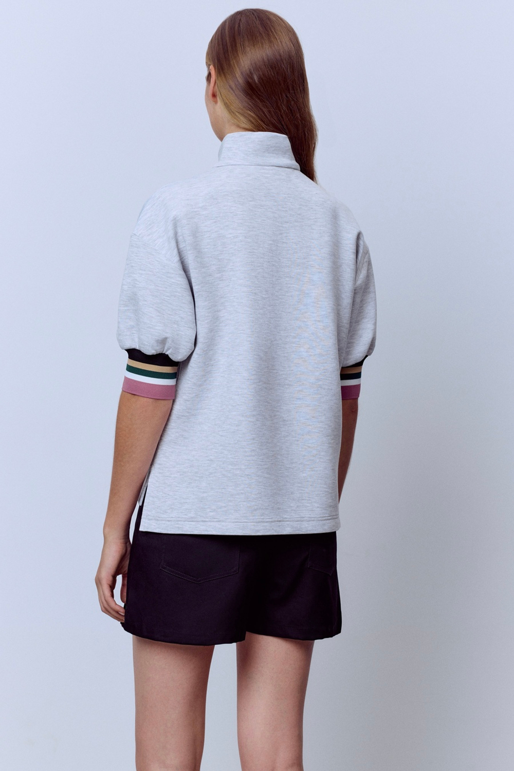 Поло на молнии с контрастными манжетами