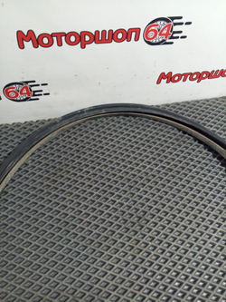 Уплотнитель капота Skoda Octavia A5 Б/У