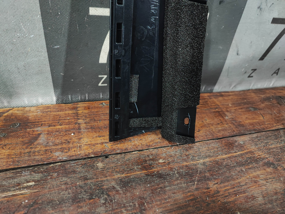 Накладка стойки двери задней правой Haval F7 2 24-нв Б/У Оригинал 6213120XKN02A