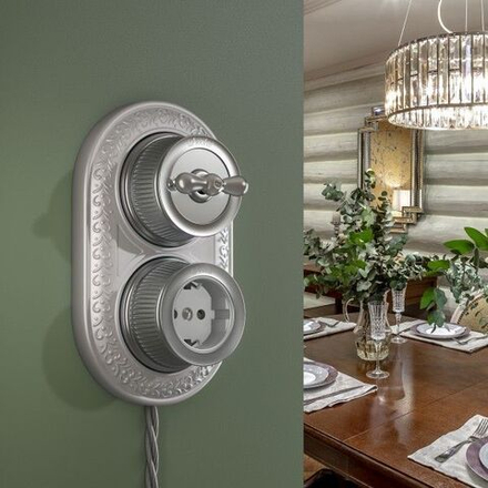 Розетка с заземлением (Матовый хром) Ретро