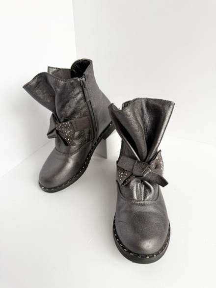 Ботинки кожаные, 28