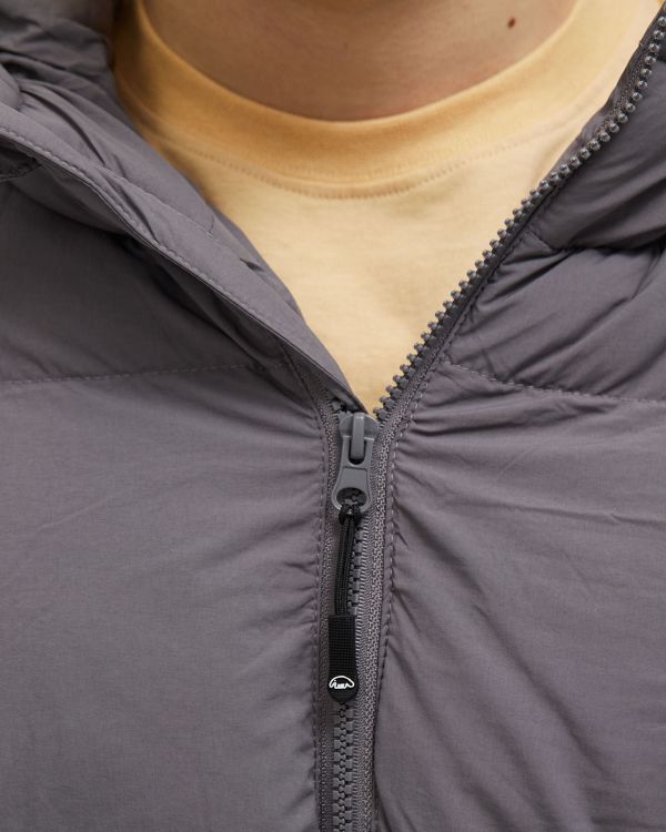 Пуховик AW25 Downjacket Hooded Crispy серый - фото 5