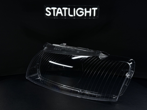 Левое стекло фары AUDI A8 D3 2004-2009