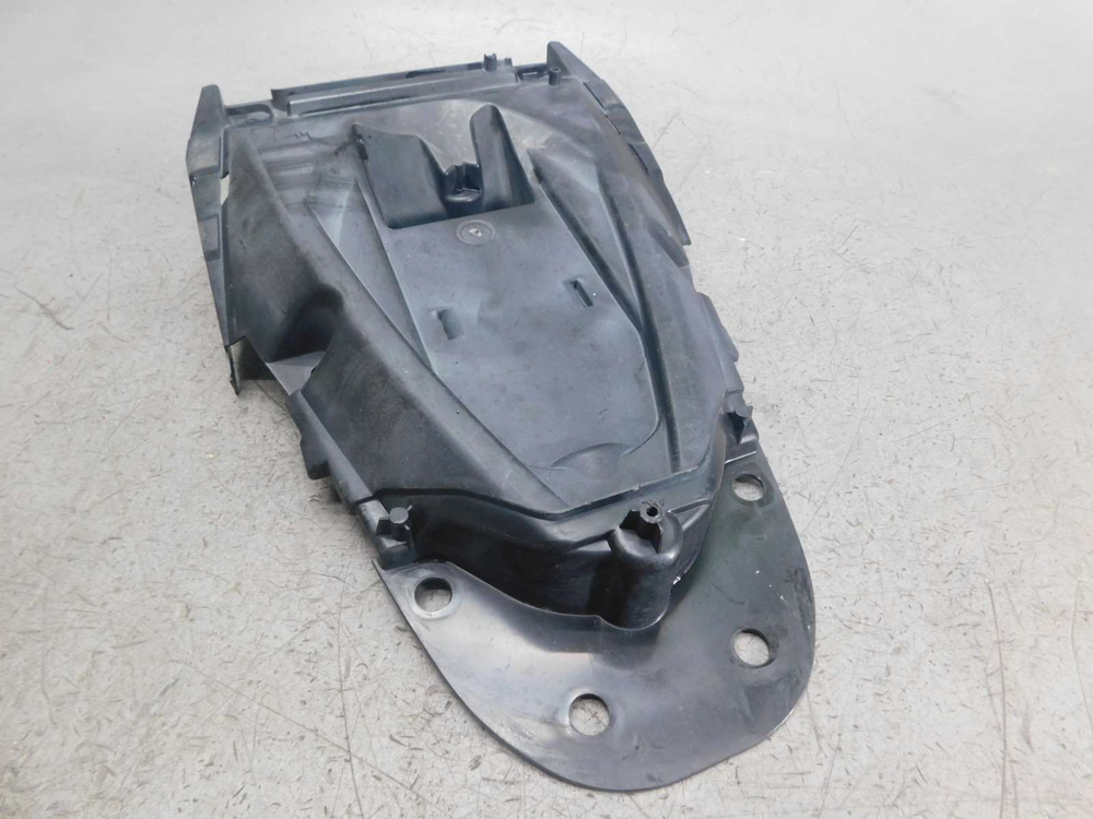 Подкрылок Suzuki Gladius SFV400 VK58A 63111-44H0