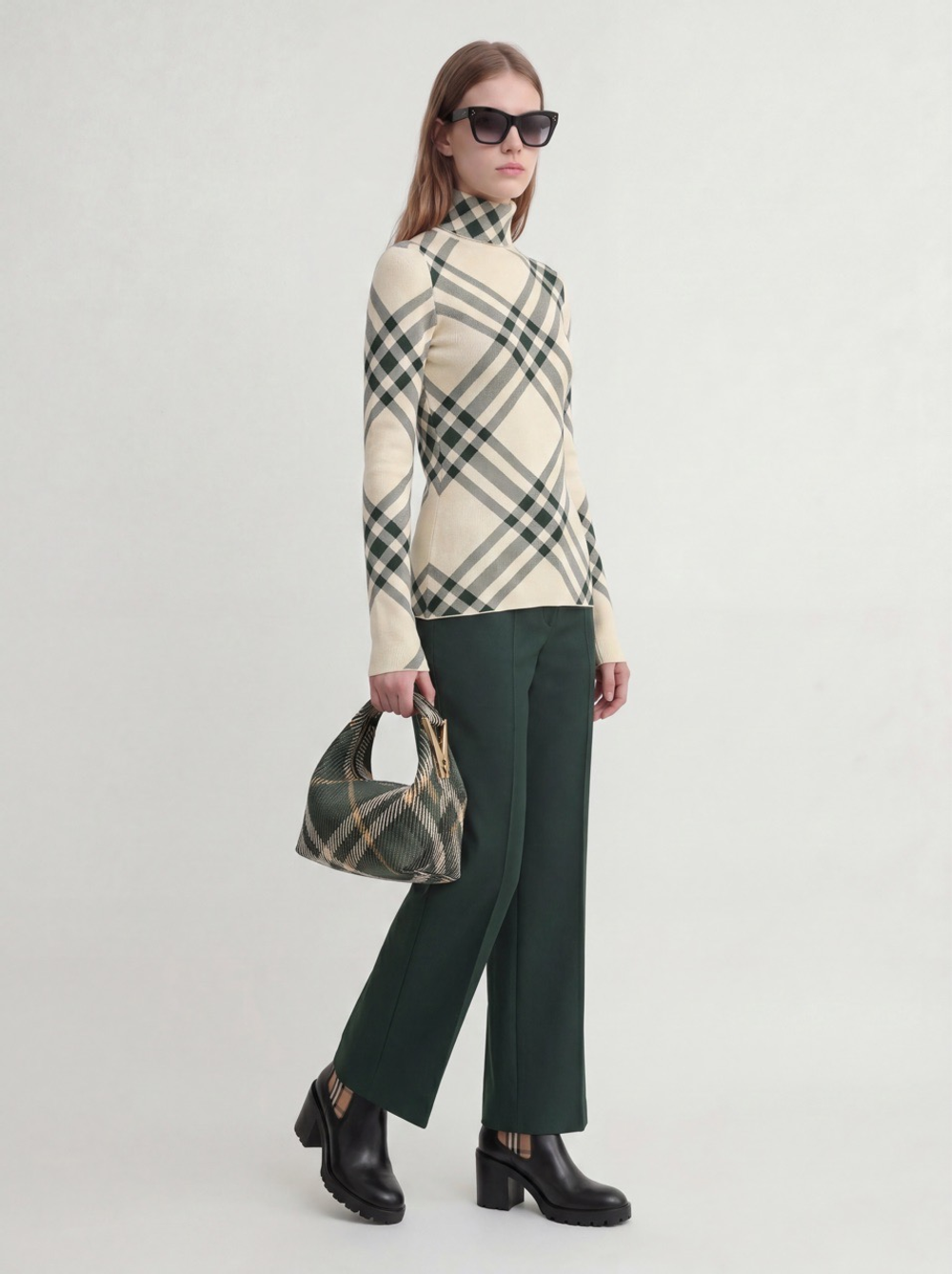 Брюки Burberry