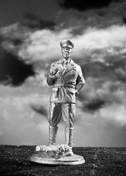 Оловянный солдатик Маргелов В. Ф.