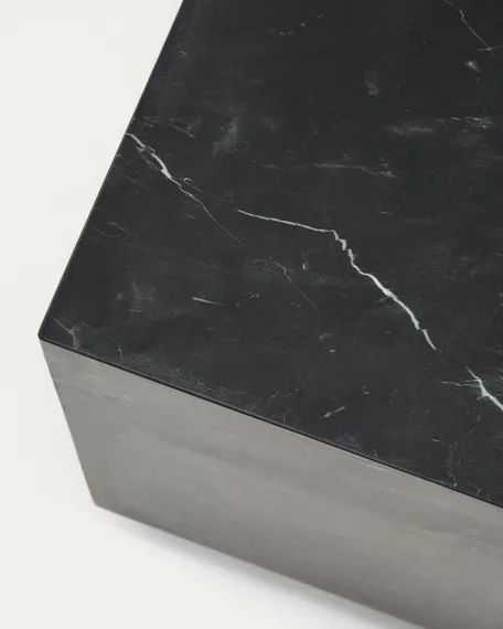 Журнальный столик Sorein из черного мрамора 50 x 50 см