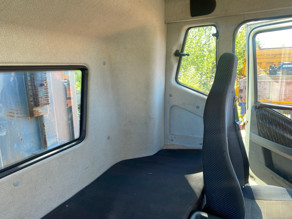 FAW J6 8x4 Самосвал СА3310Р66K24T4E5