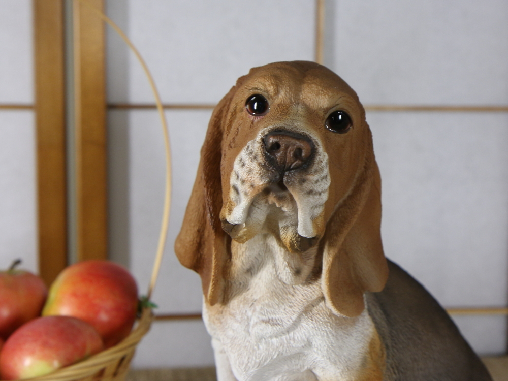 Статуэтка собаки породы  Бигль
