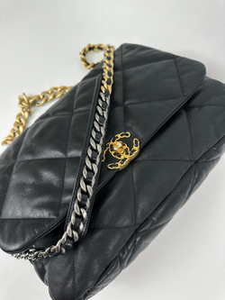 Сумка Chanel 19 Large Flap Bag