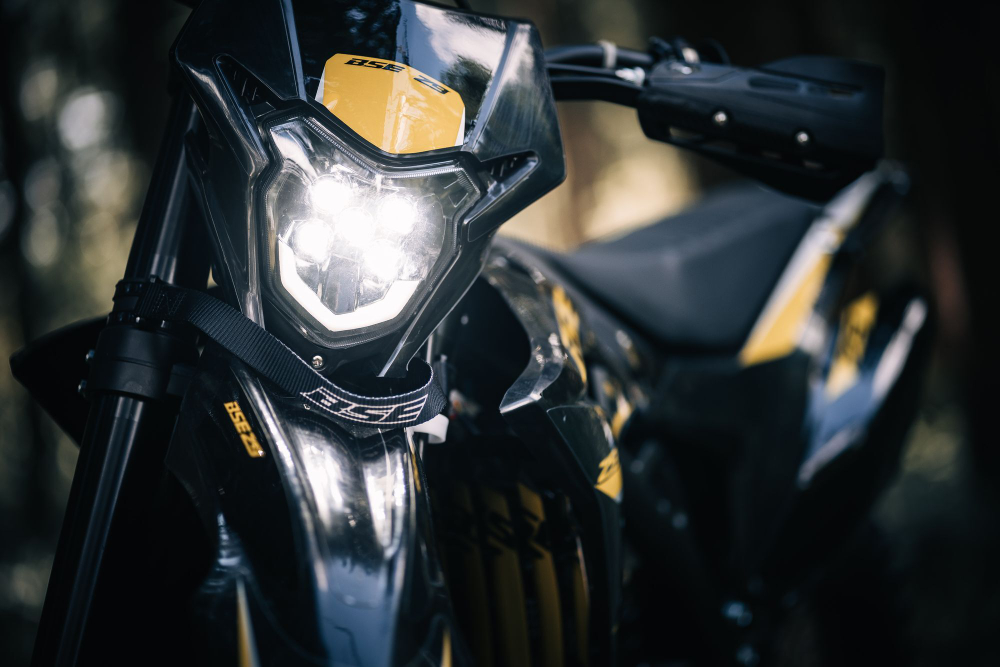 Z9 Yellow Metallic S