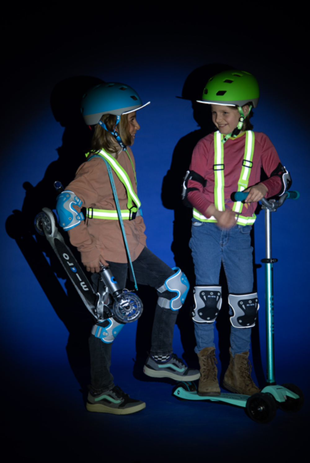 Комплект защиты светоотражающий голубой (M) BOX