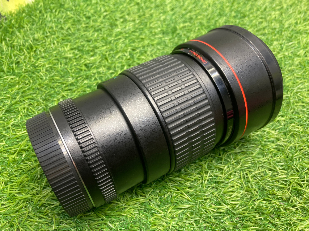 Canon EF 200mm 2.8L