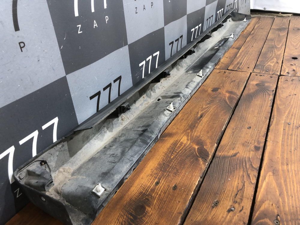 Накладка порога правого Mitsubishi Outlander 3 12-22 Б/У Оригинал 6512a602