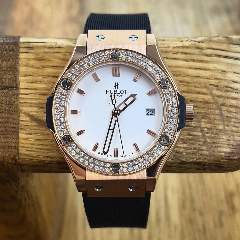 Часы Hublot