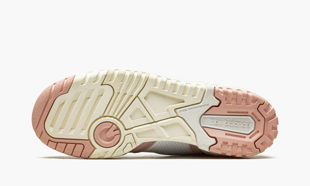 550 WMNS "Pink Sand Sea Salt"