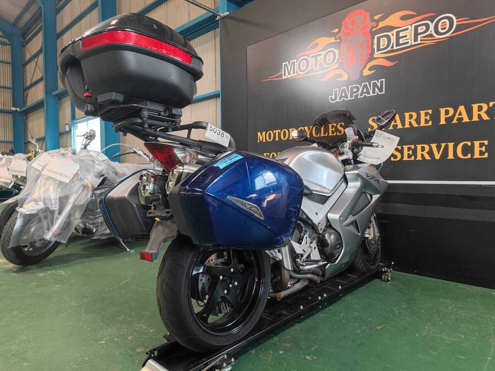 Honda VFR800A , 2006