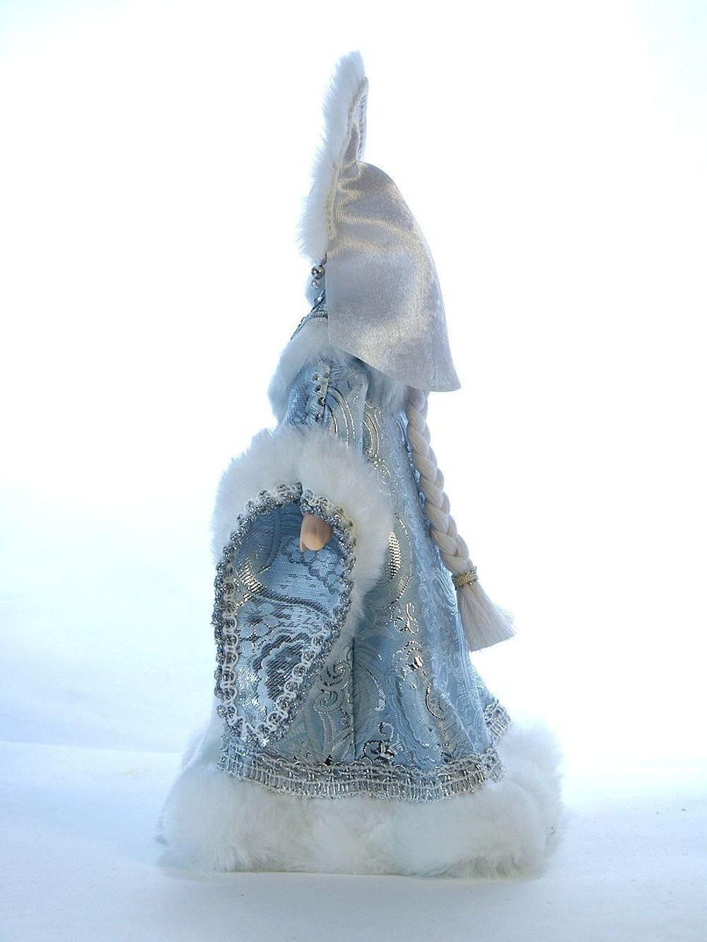 Кукла фарфоровая Снегурочка под елку