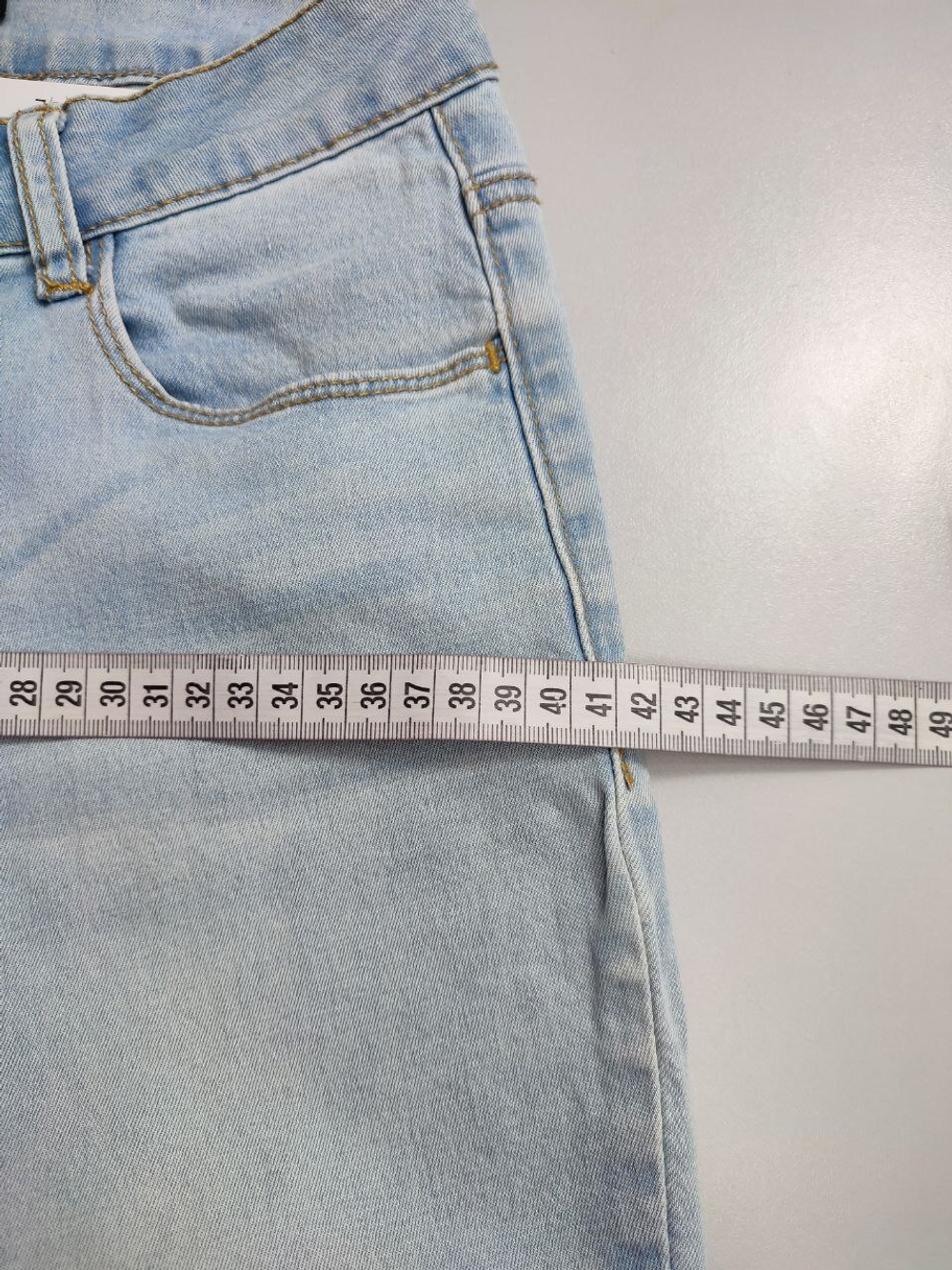 Джинсы Incity светлые 44  размер