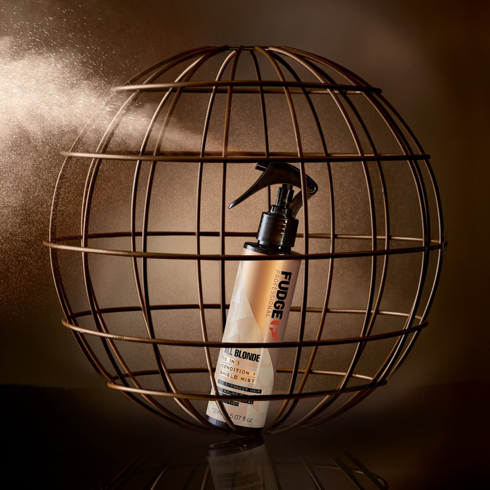 Fudge All Blonde 10 in 1 Condition & Shield Mist - термозащитное питательное молочко для светлых волос /   150  ml  / GTIN 5031550000320