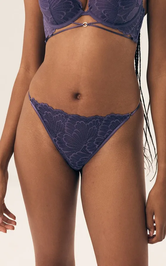 42510 BARI/59X Трусы стринги