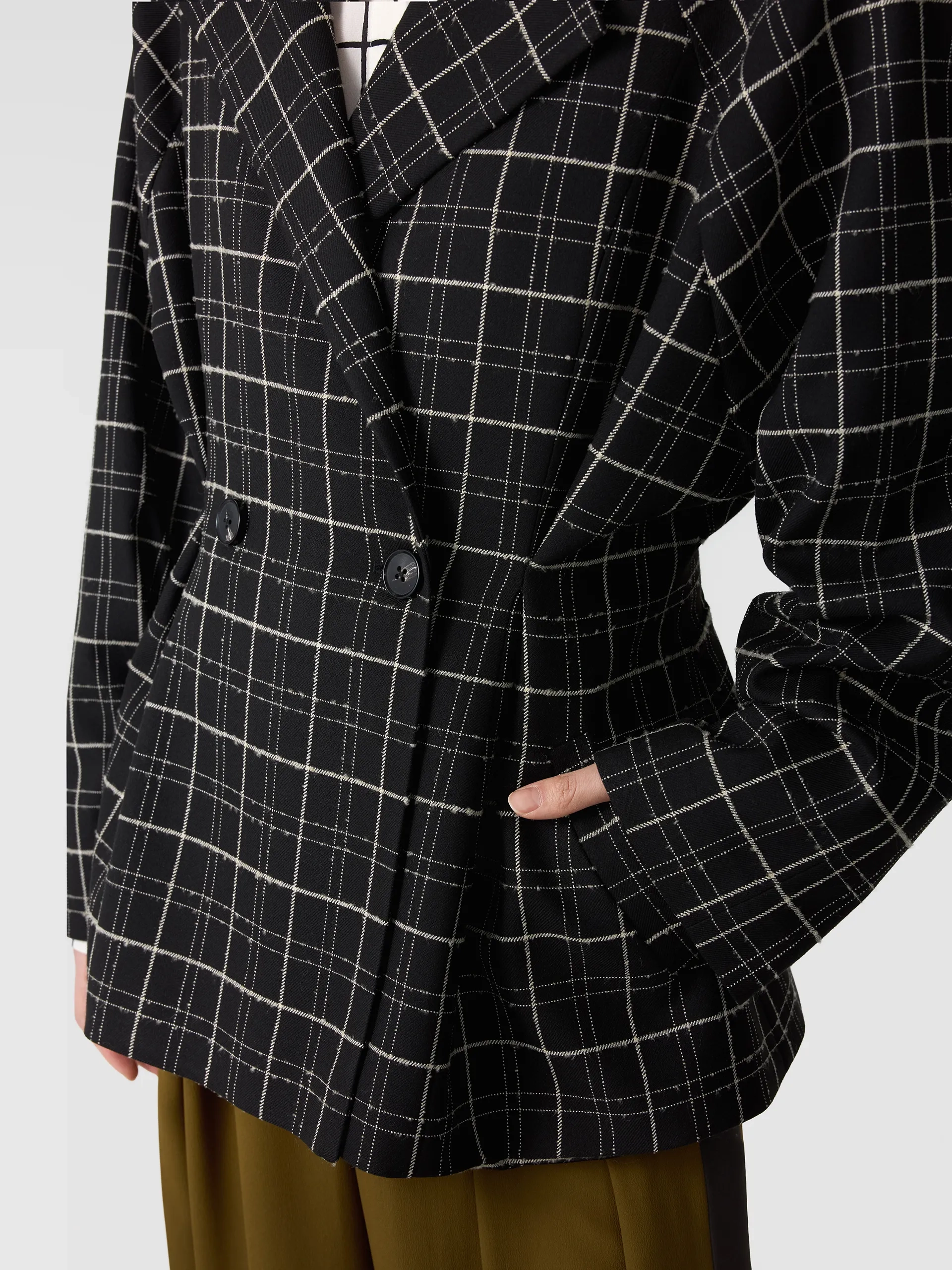 Жакет с объемными плечами OLA OLA