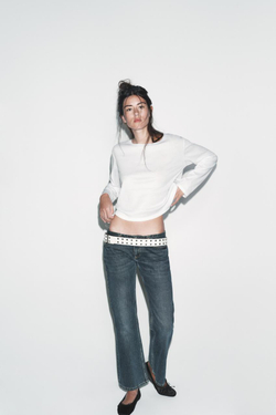 ZARA ФУТБОЛКА С ВЫРЕЗОМ «ЛОДОЧКА» И ДЛИННЫМИ РУКАВАМИ, БЕЛЫЙ