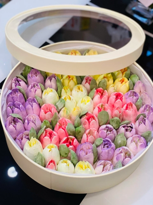 Зефирный букет "Тюльпаны", d=35см