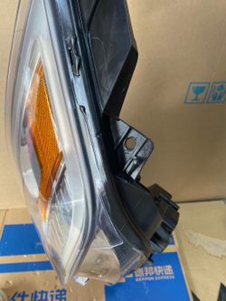 LED фара в сборе Ford Explorer (левый руль) оригинал