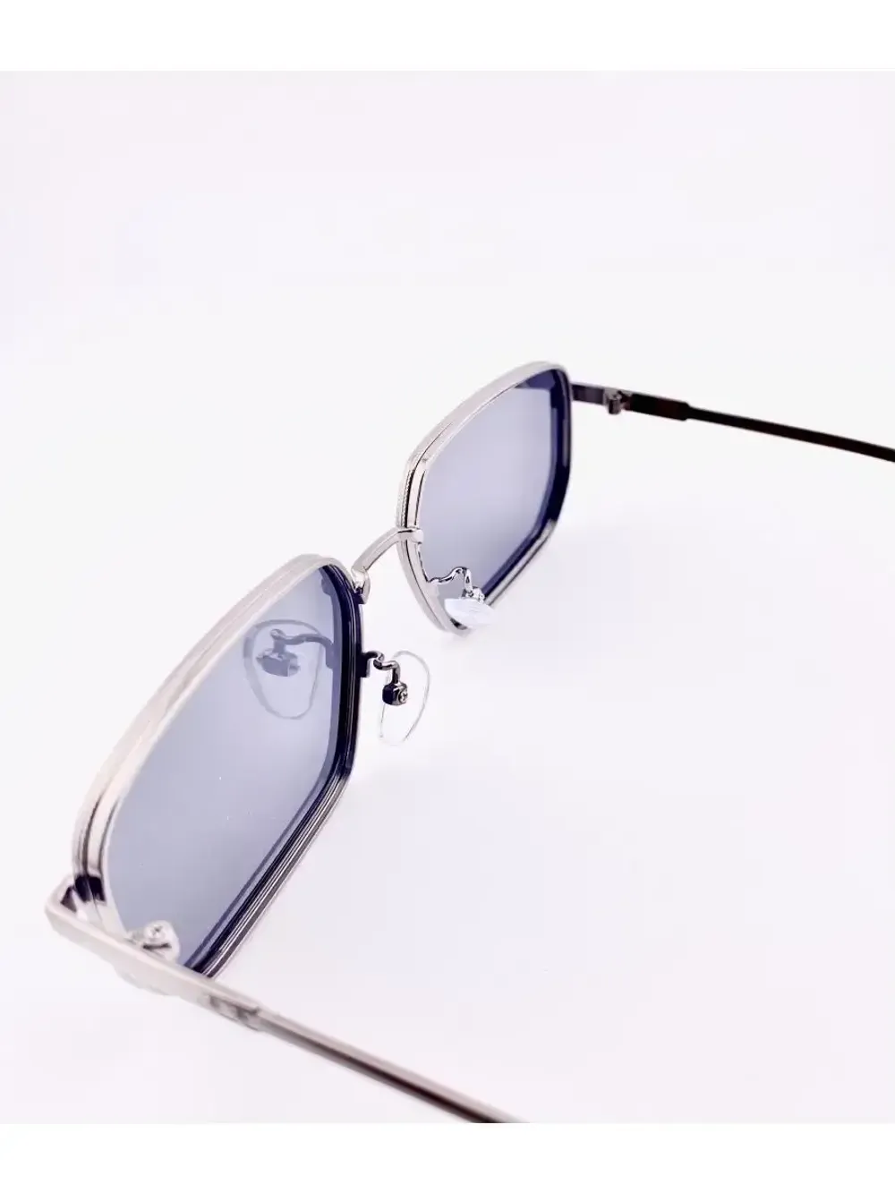 Солнцезащитные очки с поляризацией