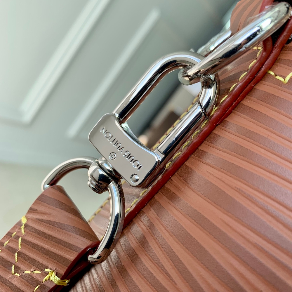 Louis Vuitton Alma Travel GM Bag