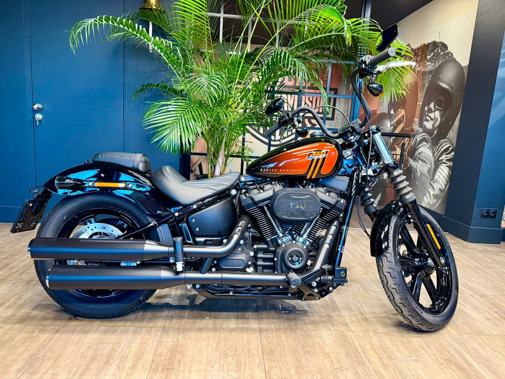 Street Bob 114 Harley-Davidson 2023 (Vivid Black)