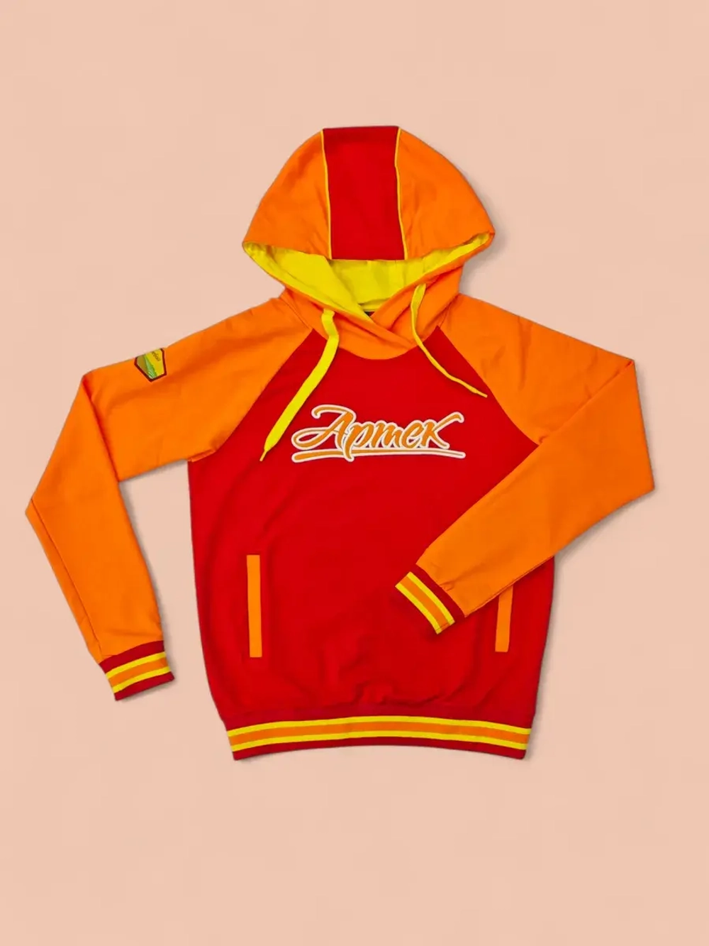 Толстовка с капюшоном