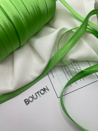 Косая бейка "Gamma" GK-12P 11 - 12 мм №058 яр.салатовый