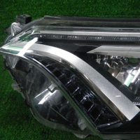 Фара левая Toyota Rav 4 CA40 (2015-2019) LED
