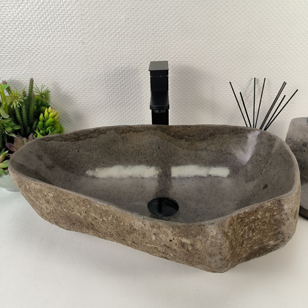 Раковина из речного камня RS-65134 57*39*15 0862