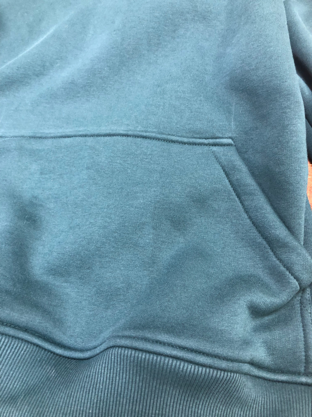 Спортивные костюмы