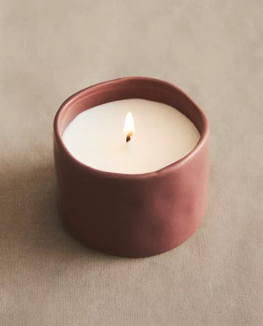 ZARA HOME АРОМАТИЧЕСКАЯ СВЕЧА FLORAL BEYOND (150 Г)