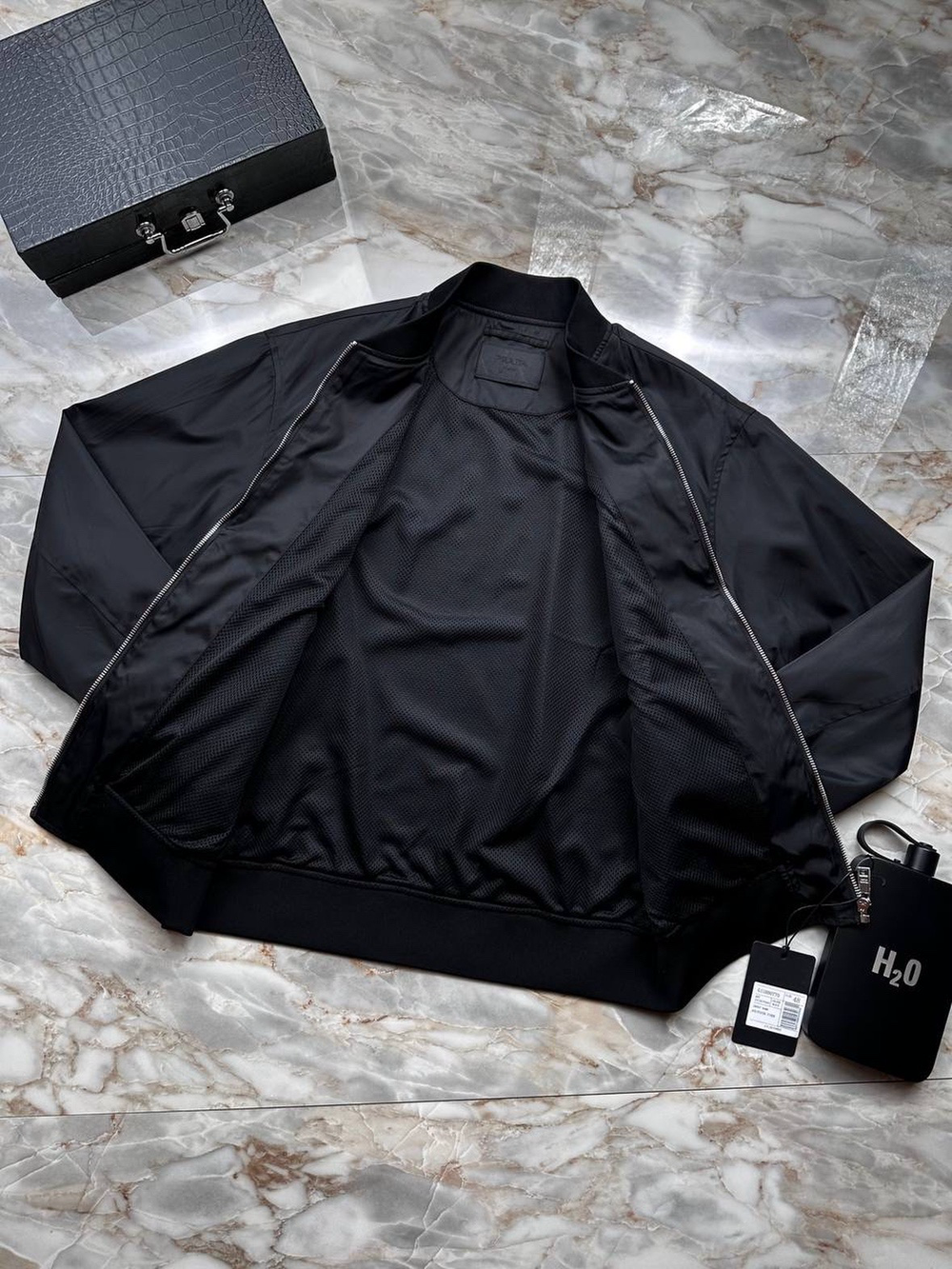 Бомбер Prada