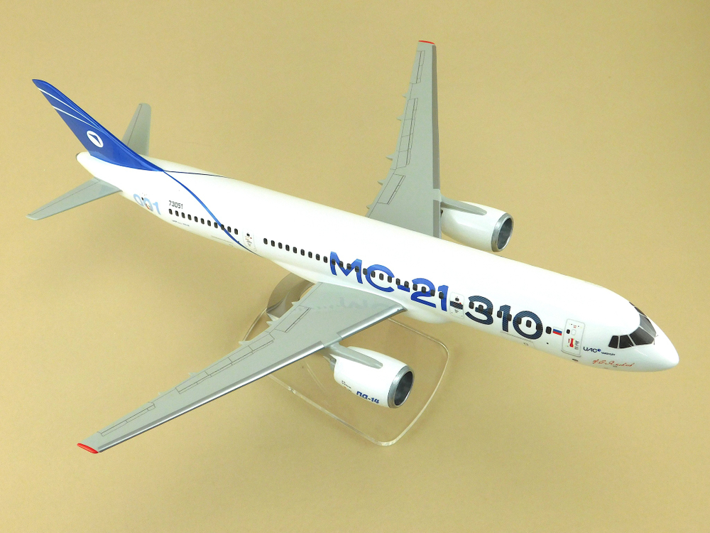 Модель самолета МС-21-310 (М1:100, 001, 73051)