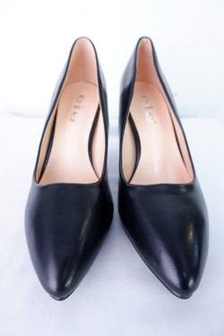Туфли Eie в классическом исполнении, 38 размер, новые