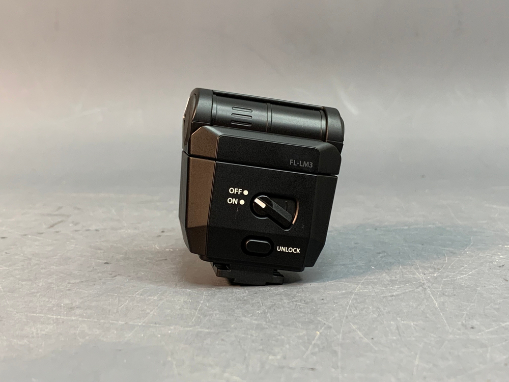 Olympus FL-LM3