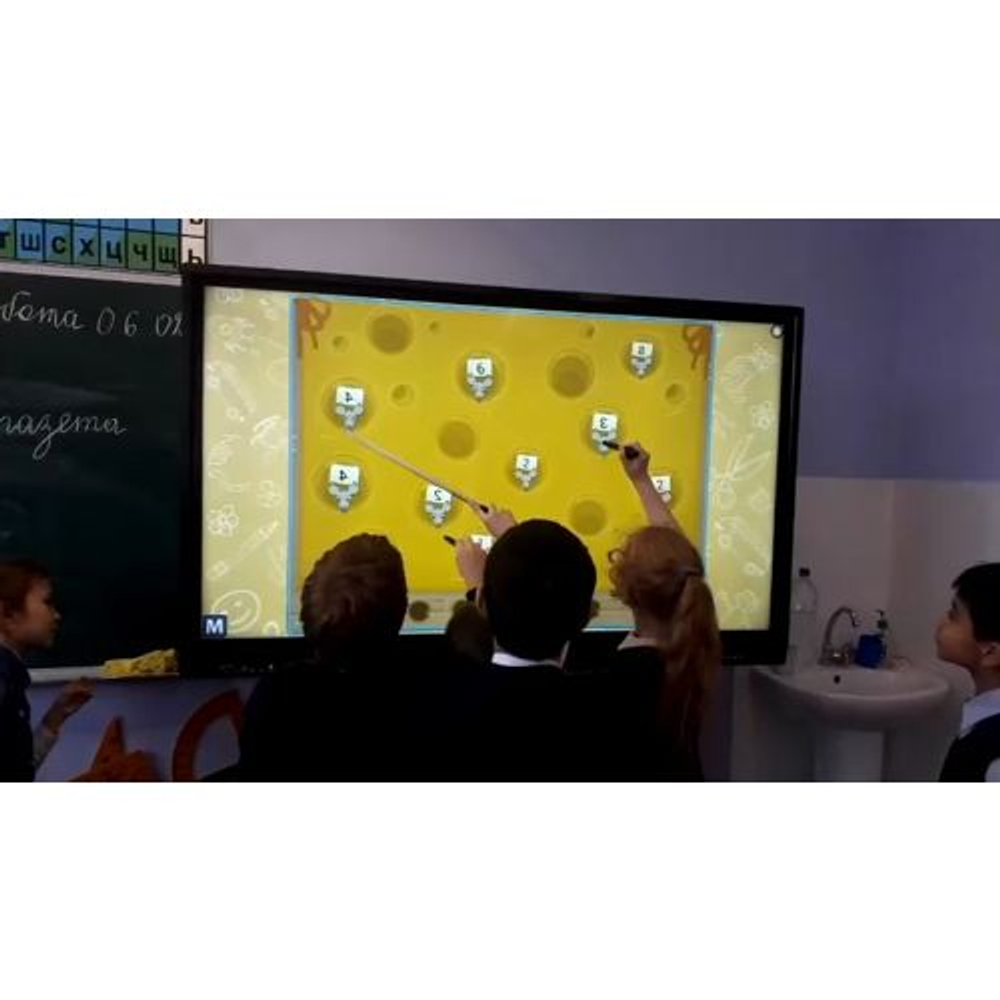 Интерактивная панель Skilo 65", Серый